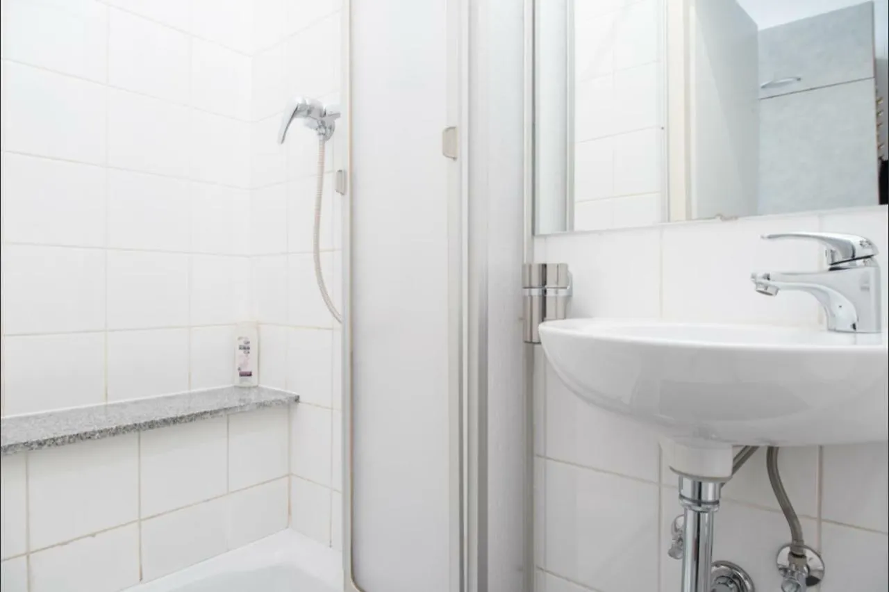 Lovely Apartments In A Quiet Area Close To The City Center Vienna